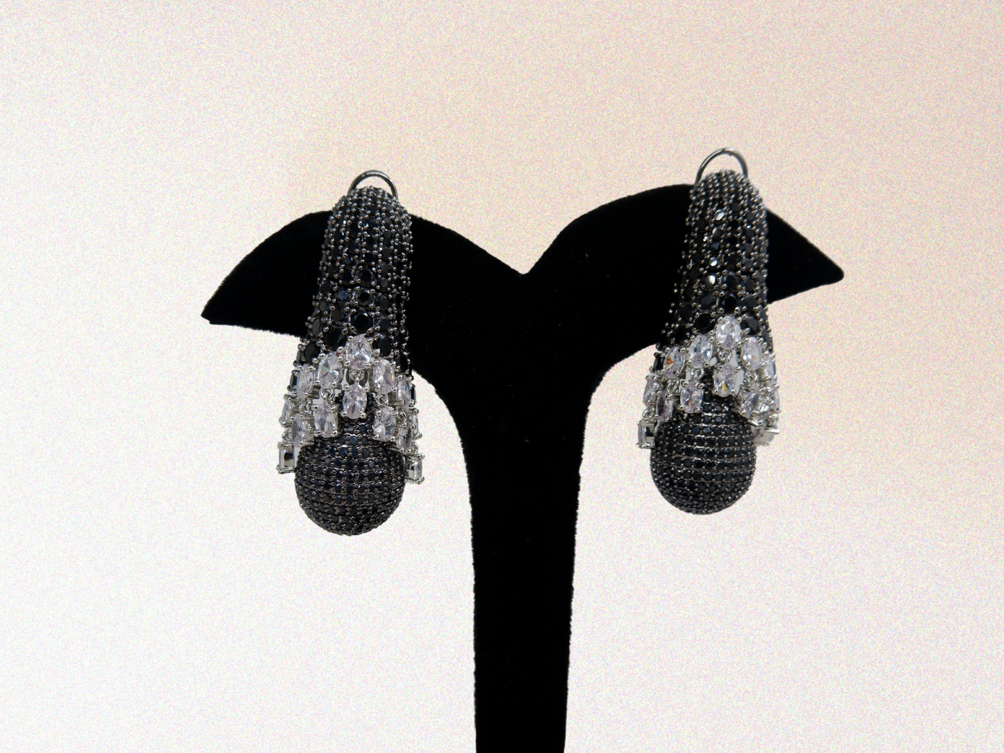 Monochrome drop Earrings