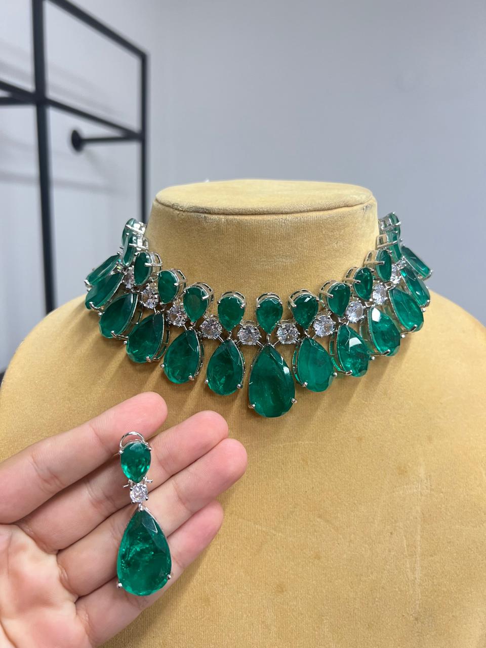 Emerald Drop Jewellery Set