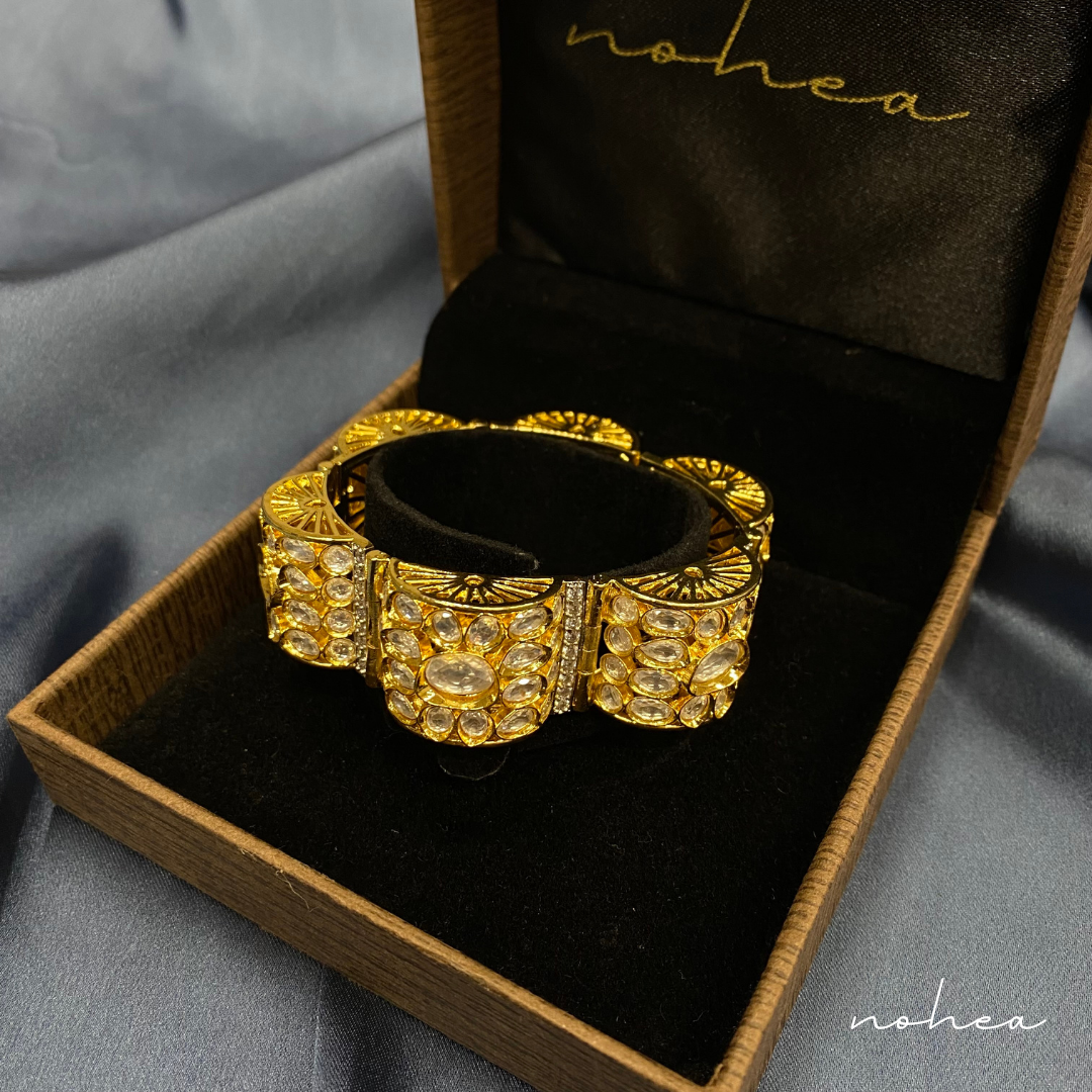 Nyra Kundan Bangle