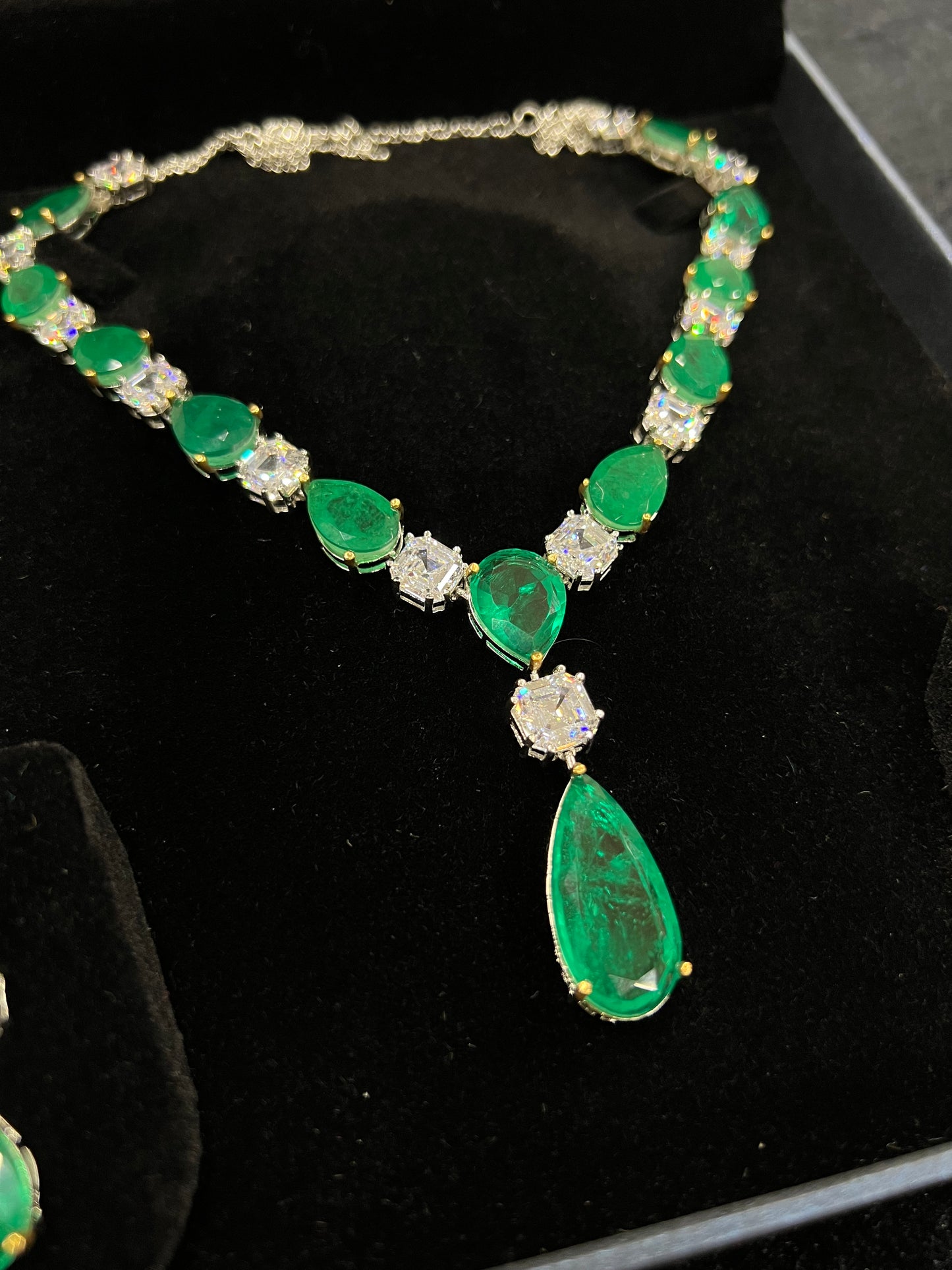 Eliana Emerald Set