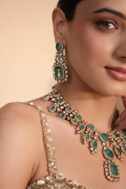 Nirvikar Green Victorian Necklace Set