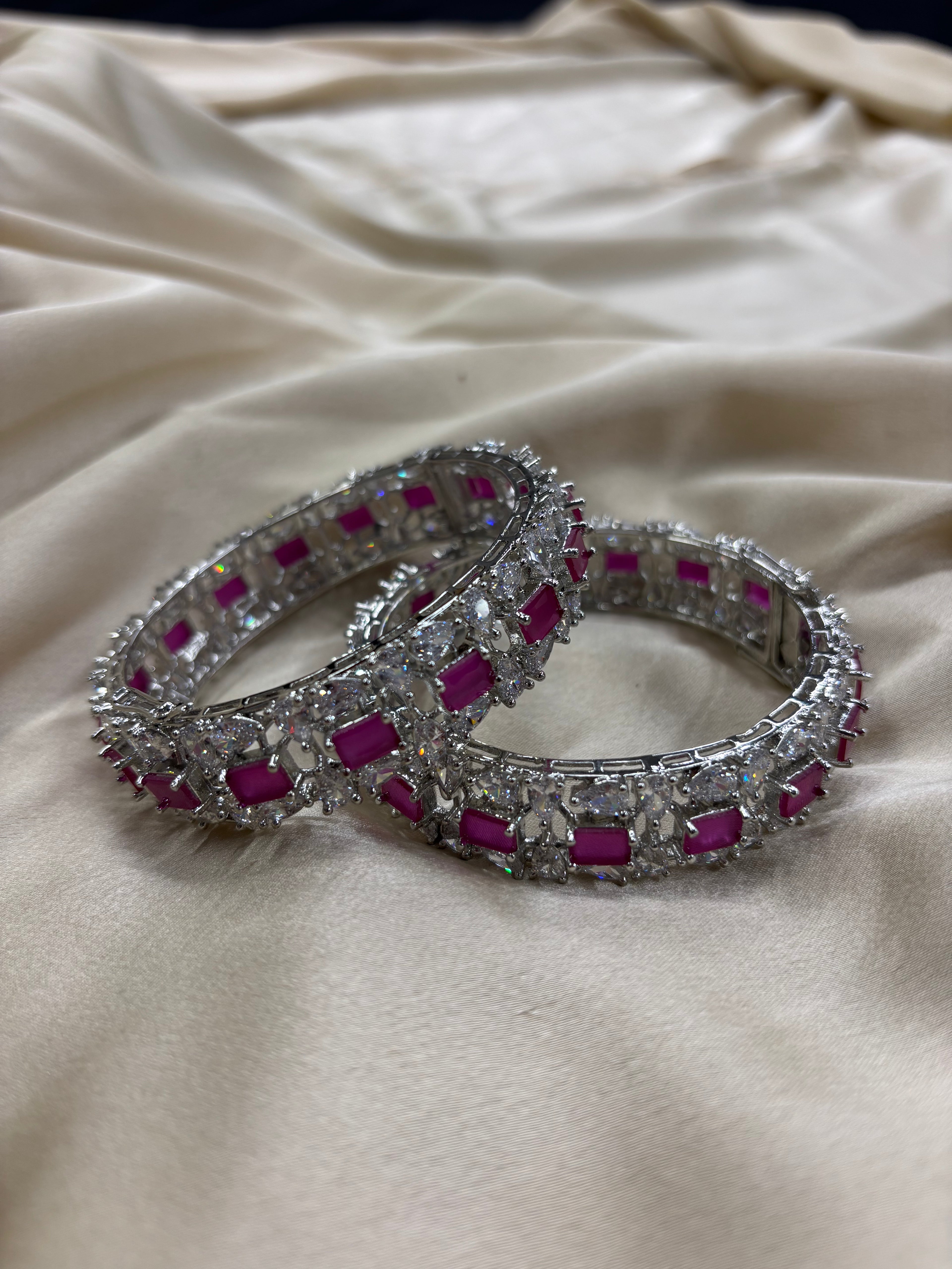 Ruhani Charm Bangle