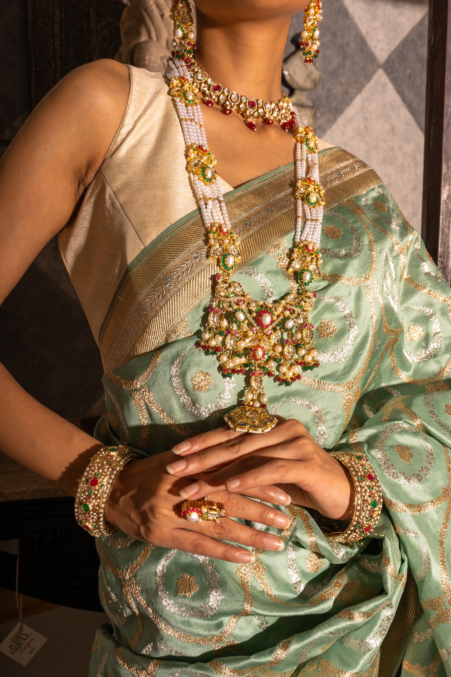 Jadau Kundan Nacklace Set