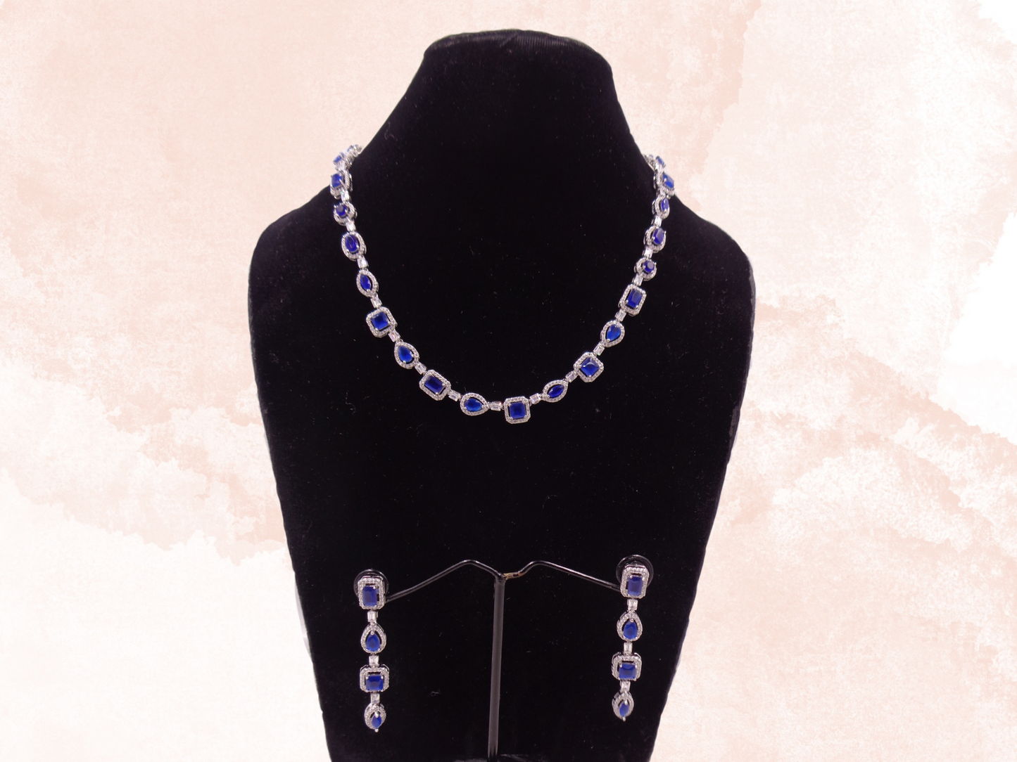 Moonlit Sapphire Necklace Set