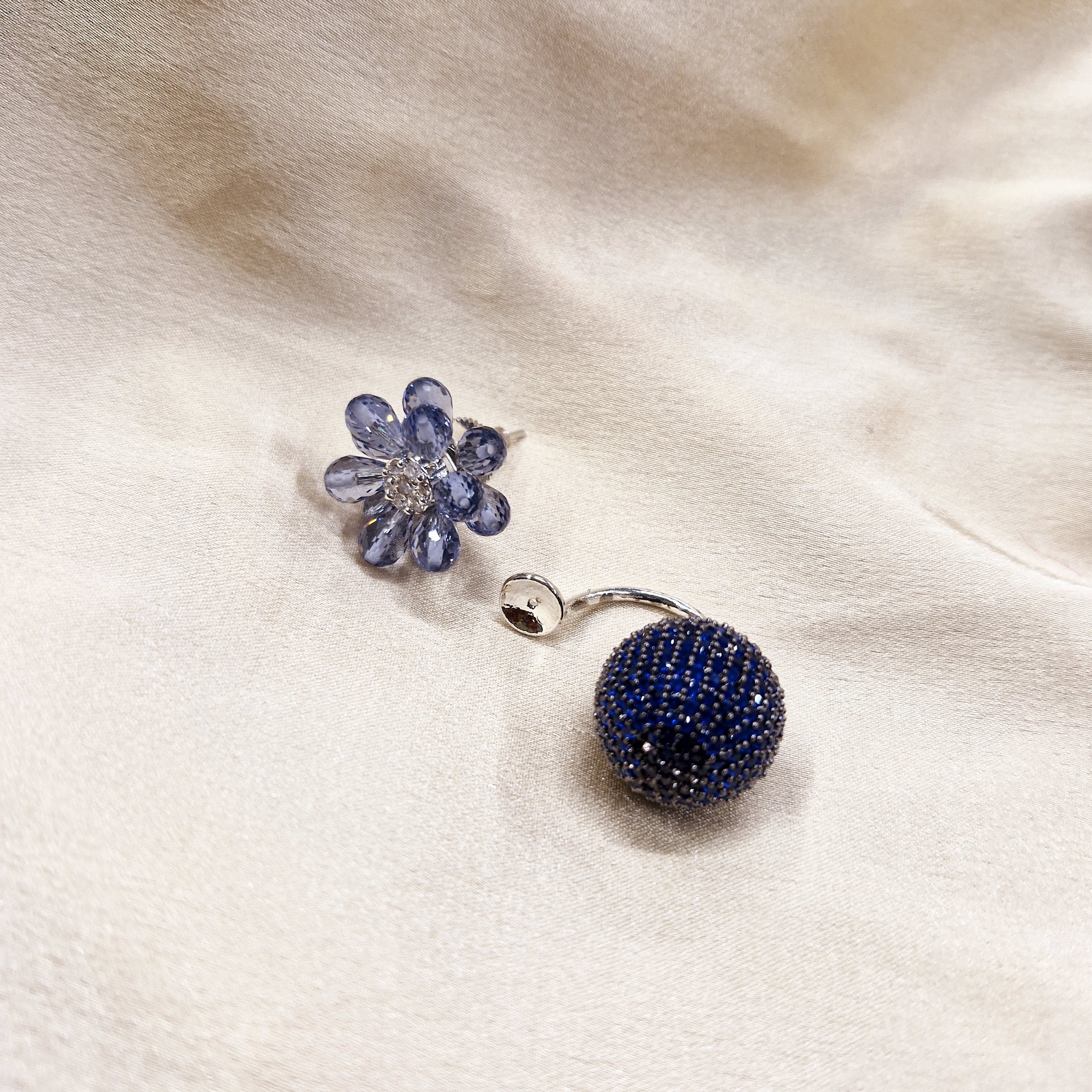 Neelam Pop Earrings