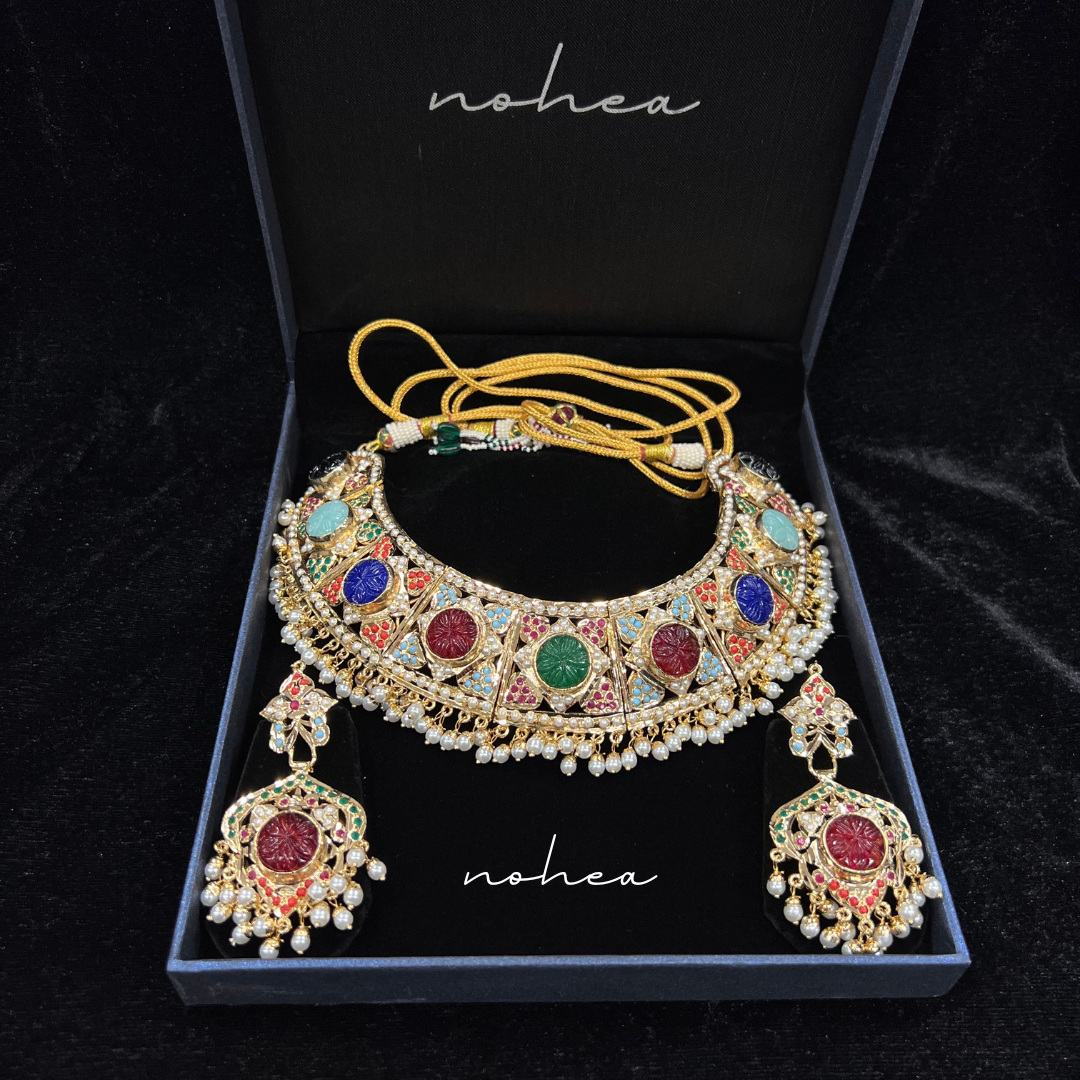 Aadina Jadau Jewellery Set