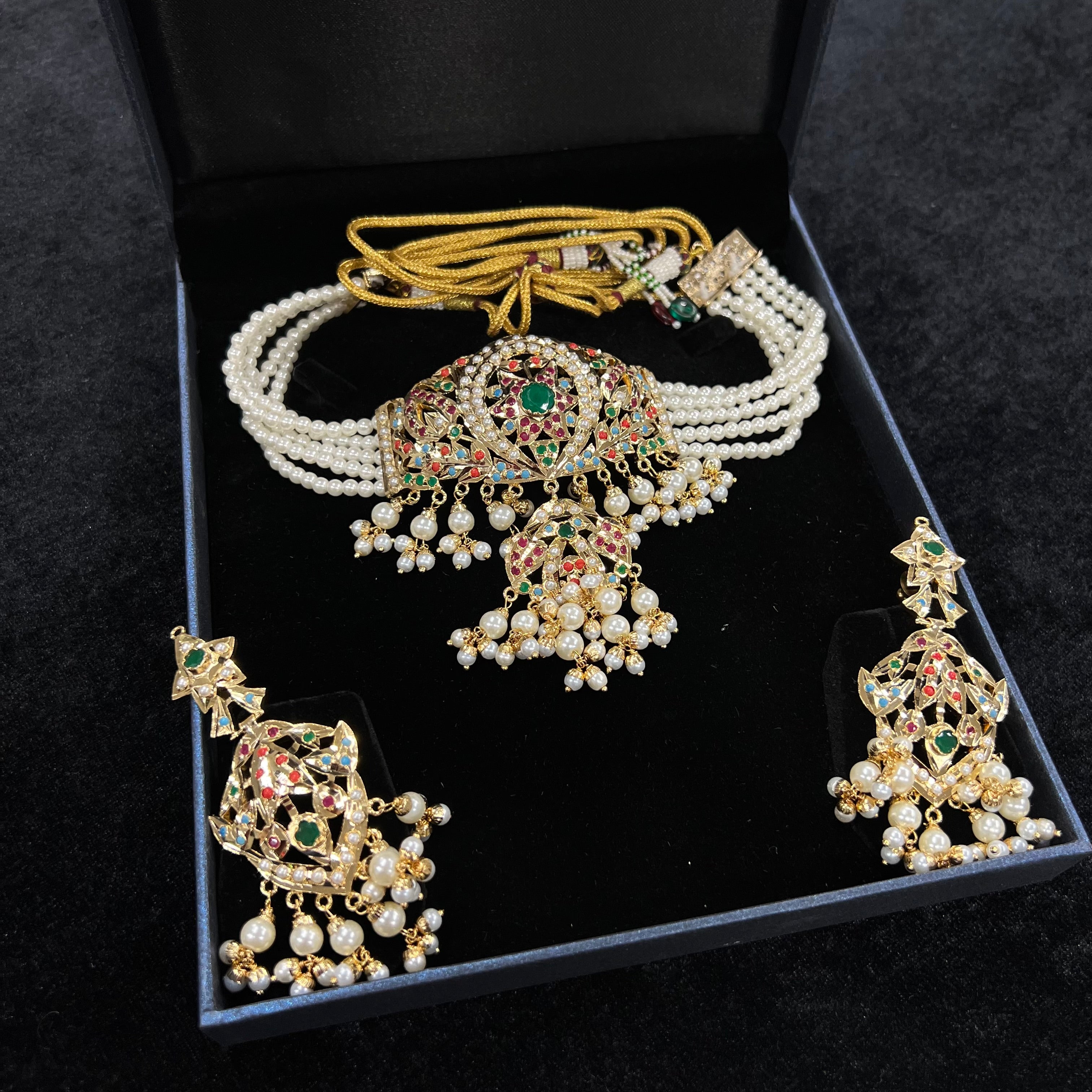 Sultana Jadau Set