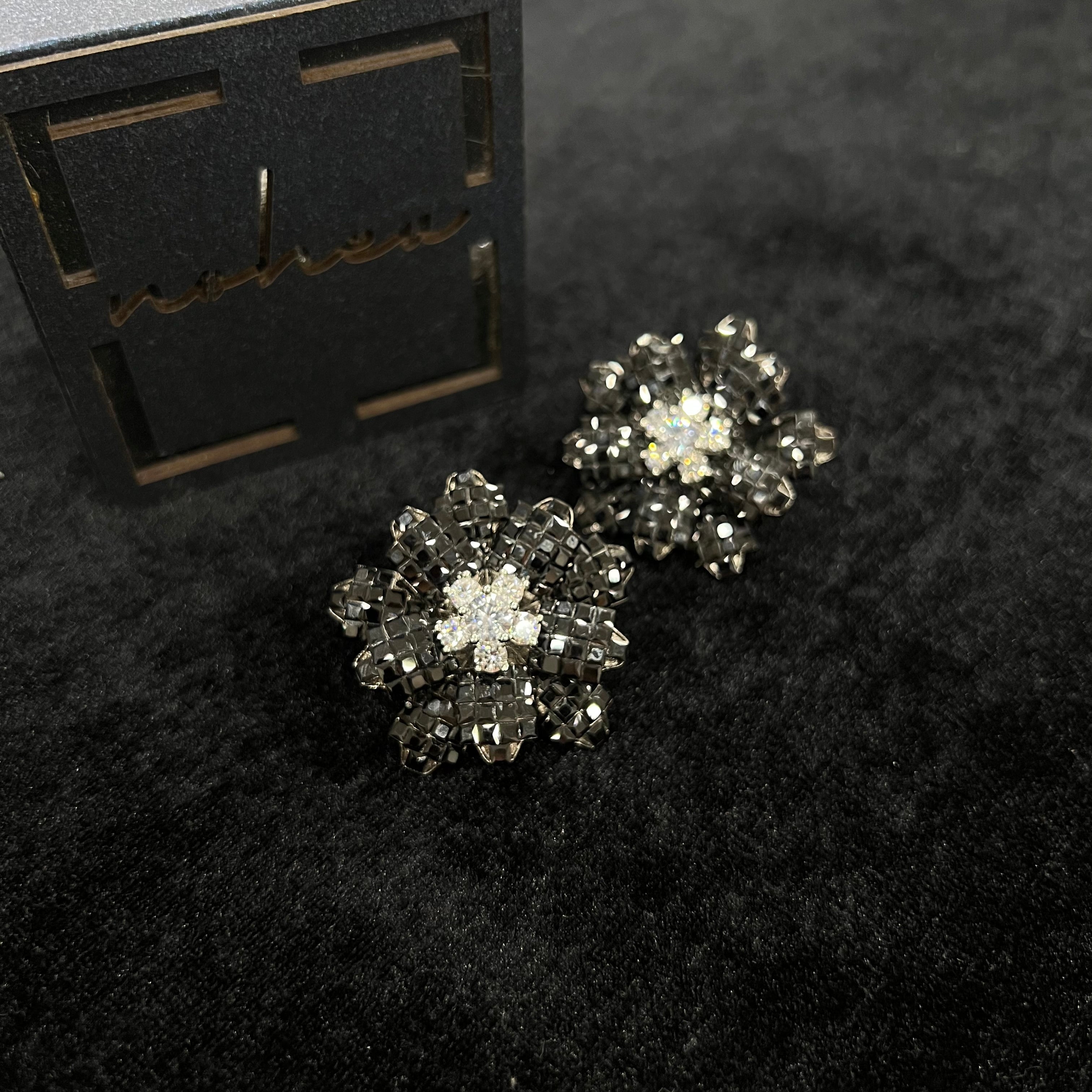 Jewelled Flora Earrings